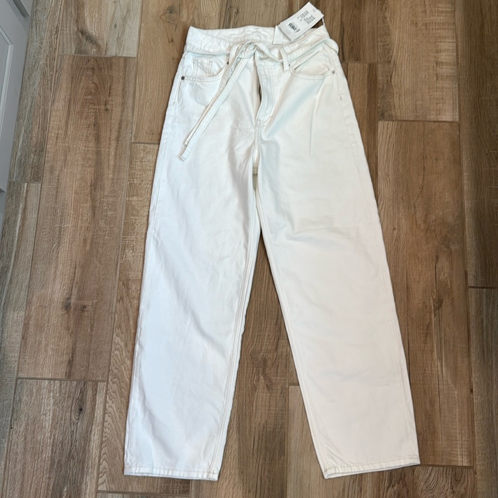 H&M White Denim Jeans Size 0, NWT
